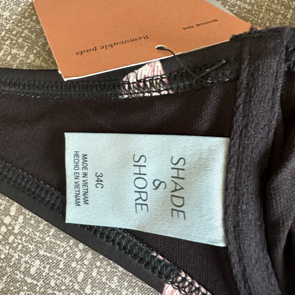 Shade & Shore Black Floral Bikini top Size 34C Removable pads - Picture 6 of 10